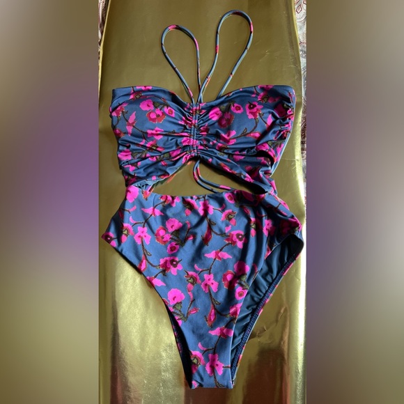 🌟 NWT VIX Fiore Gergia Onepiece swimsuit, size M 🌟 - Picture 6 of 9